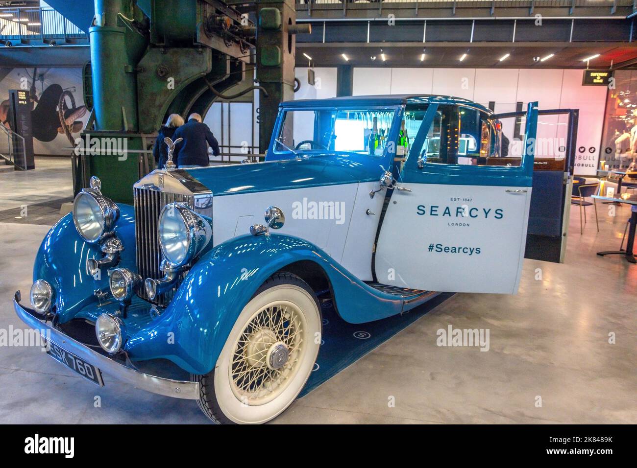 Searcy's Rolls-Royce Champagne Bar in Battersea Power Station, Nine Elms,  London Borough of Wandsworth, Greater London, England, United Kingdom Stock  Photo - Alamy