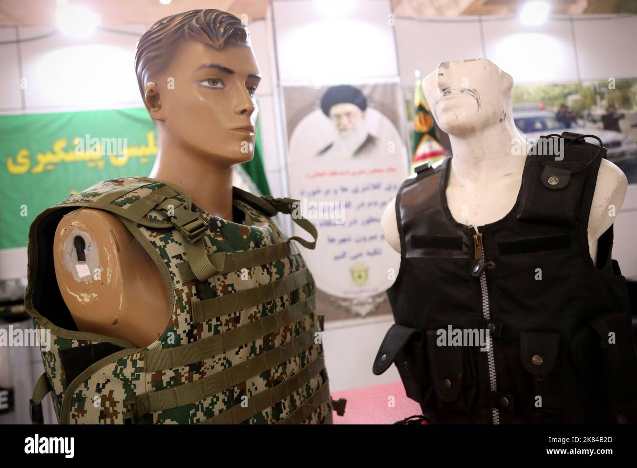 October 20, 2022, Tehran, Tehran, Iran Iranian visitors are seen