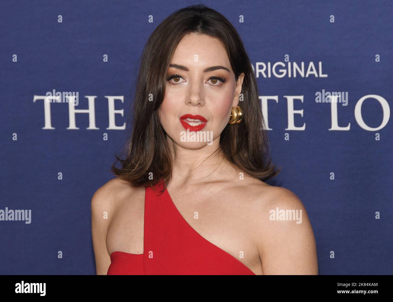 White lotus hbo aubrey plaza hi-res stock photography and images - Alamy