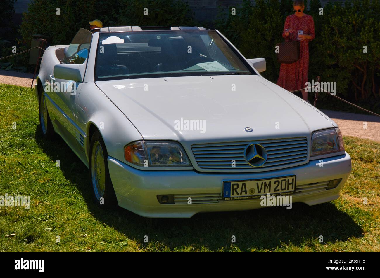 BADEN BADEN, GERMANY - JULY 2022: white Mercedes-Benz R129 SL 1989 cabrio roadster, oldtimer meeting in Kurpark. Stock Photo