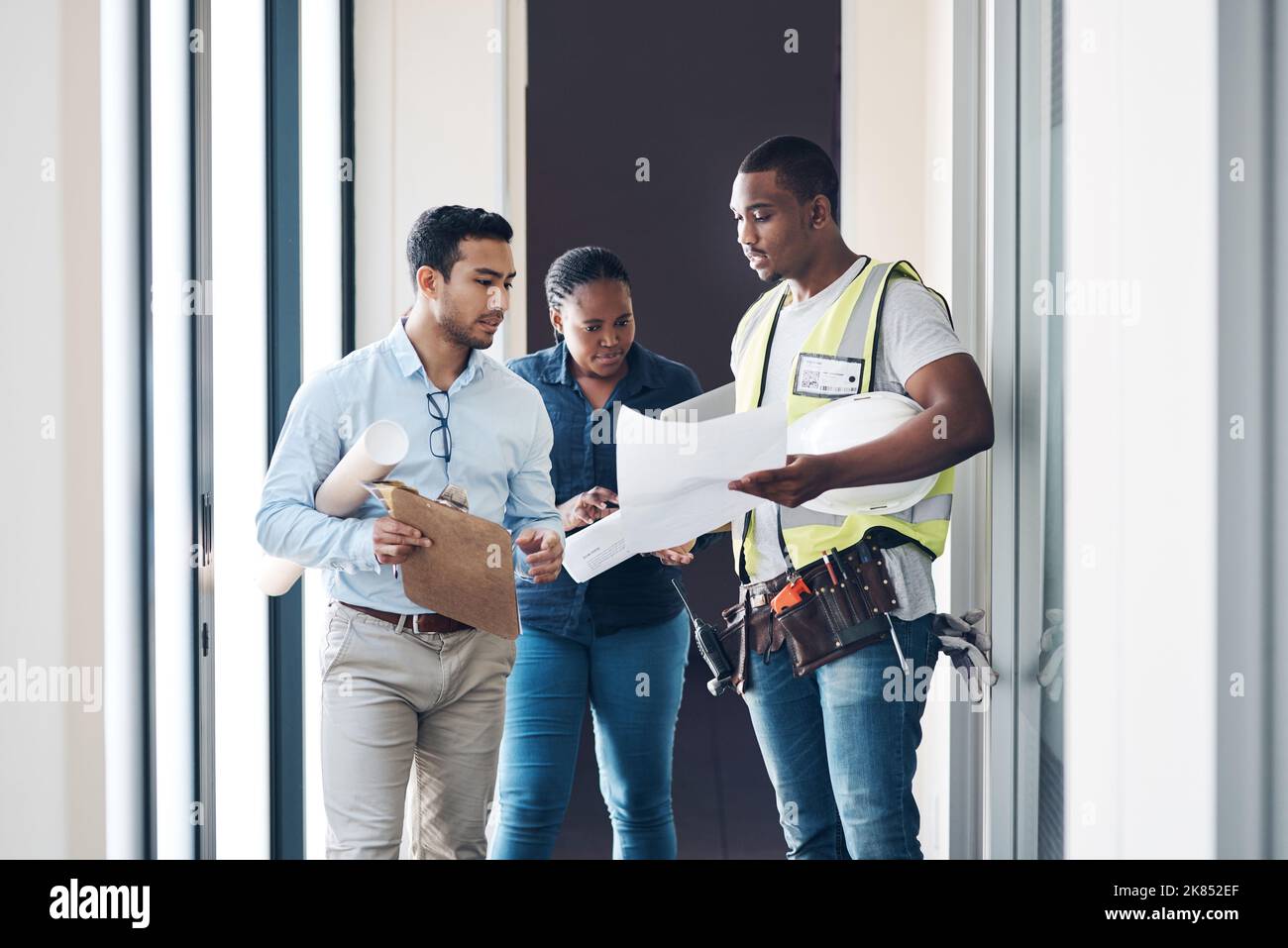 Architects walking hi-res stock photography and images - Alamy