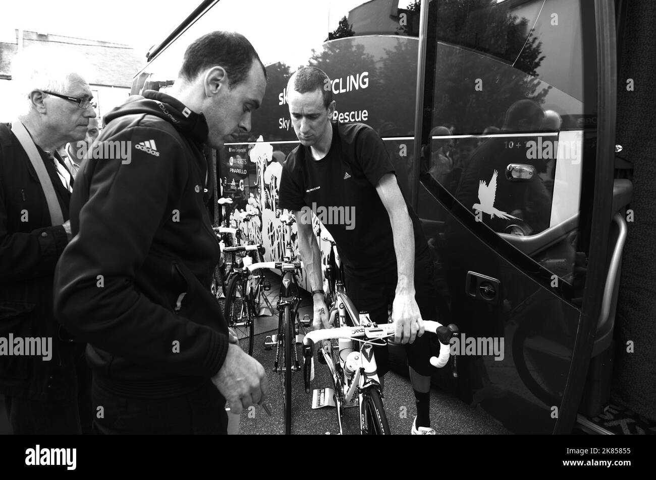 Team Sky's Bradley Wiggins before the start of stage 5 Stock Photo Alamy