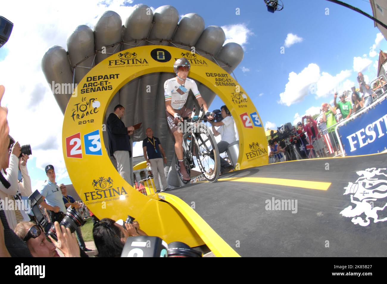 Nicolas Roche team AG2R La Mondiale rolls off the starting ramp, Stage ...