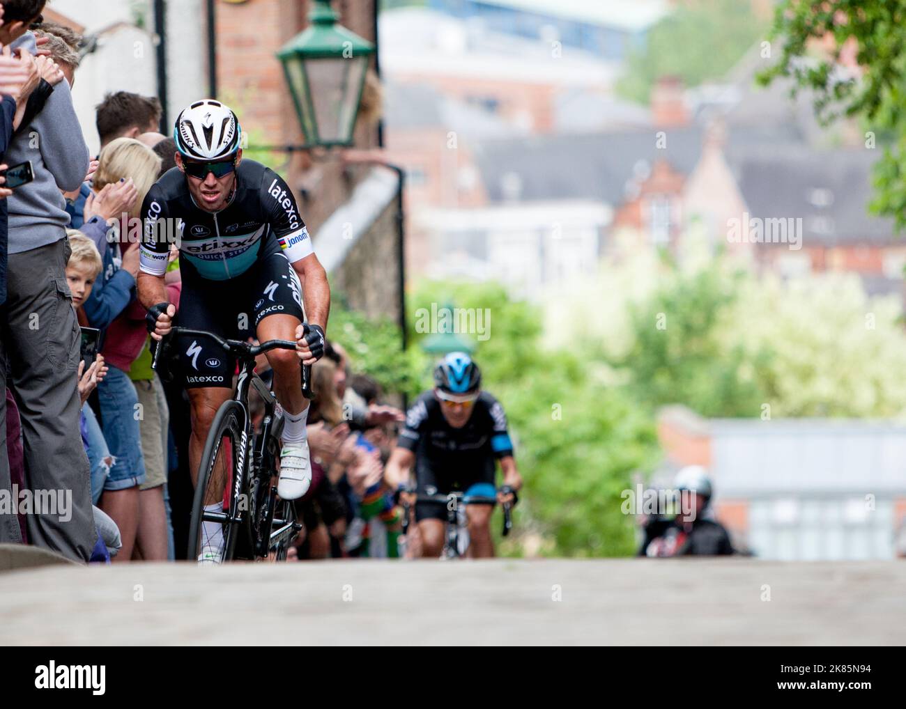 Mark Cavendish (Ettix Quick Step) drives on ahead of Luke Rowe Stock ...