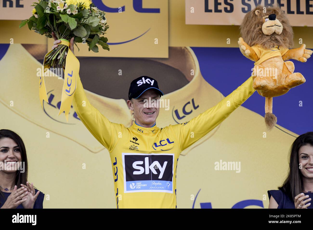Kennaugh enjoys his time in yellow at the Critérium du Dauphiné