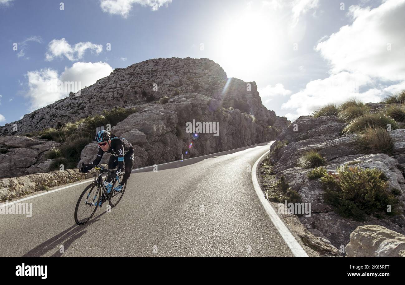 Chris Froome descending the Sa Calobra during training at Sky Team Training Camp Mallorca 2016 Stock Photo