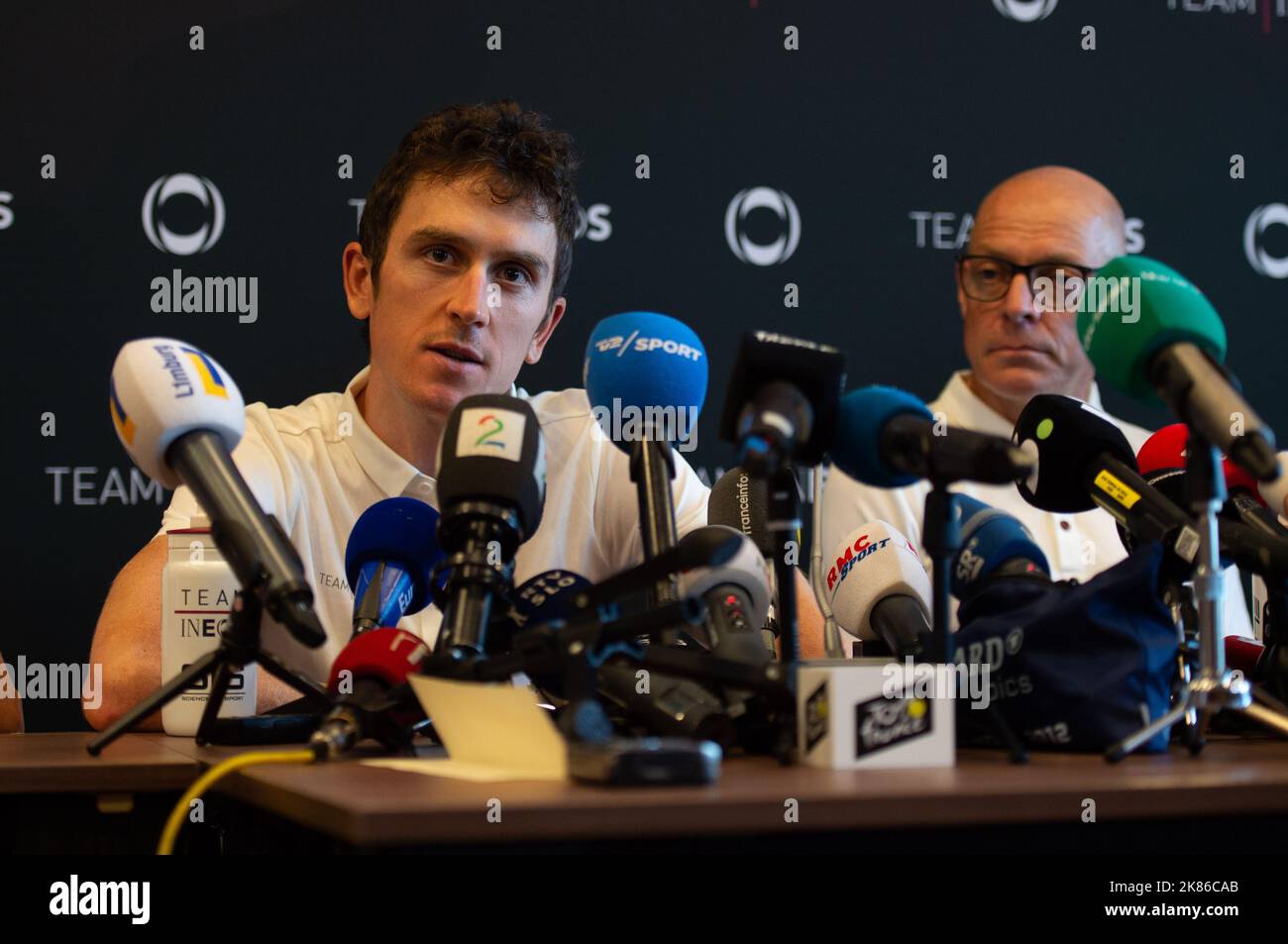 geraint-thomas-and-sir-david-brailsford-team-ineos-tour-de-france-2019
