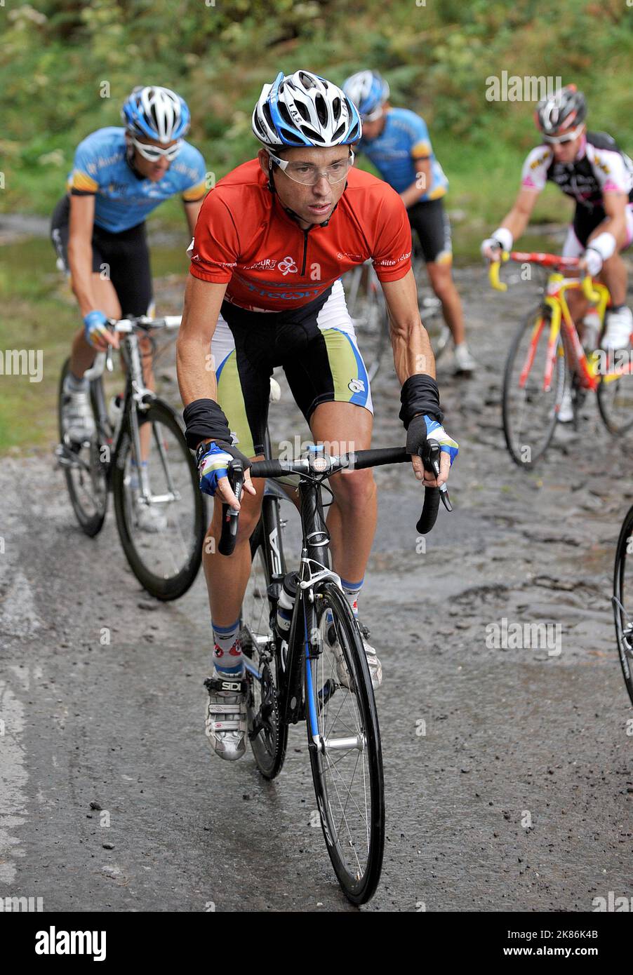 Matt Wilson Racing Team Type One's Matt Wilson Riding through Conor Pass Stock Photo - Alamy