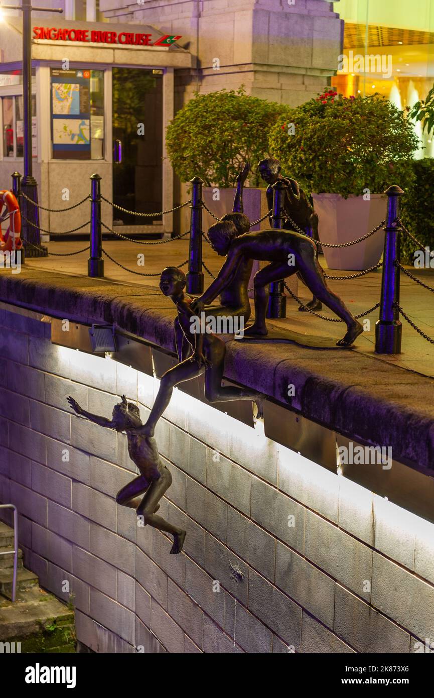 The First Generation bronze sculpture, Boat Quay, Singapore Stock Photo