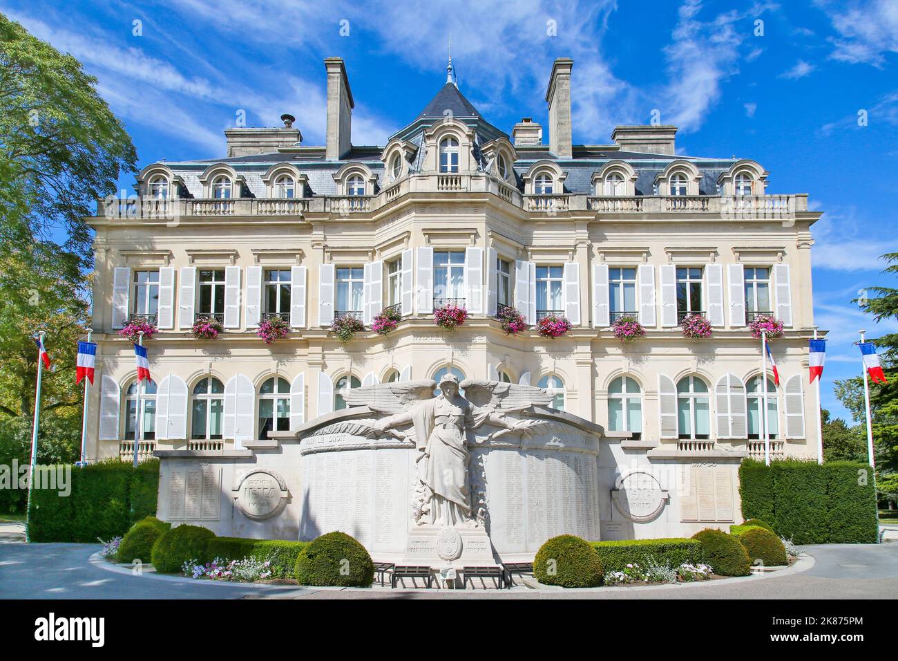 The Hotel de Ville, Epernay, centre of Champagne production, Marne, France, Europe Stock Photo