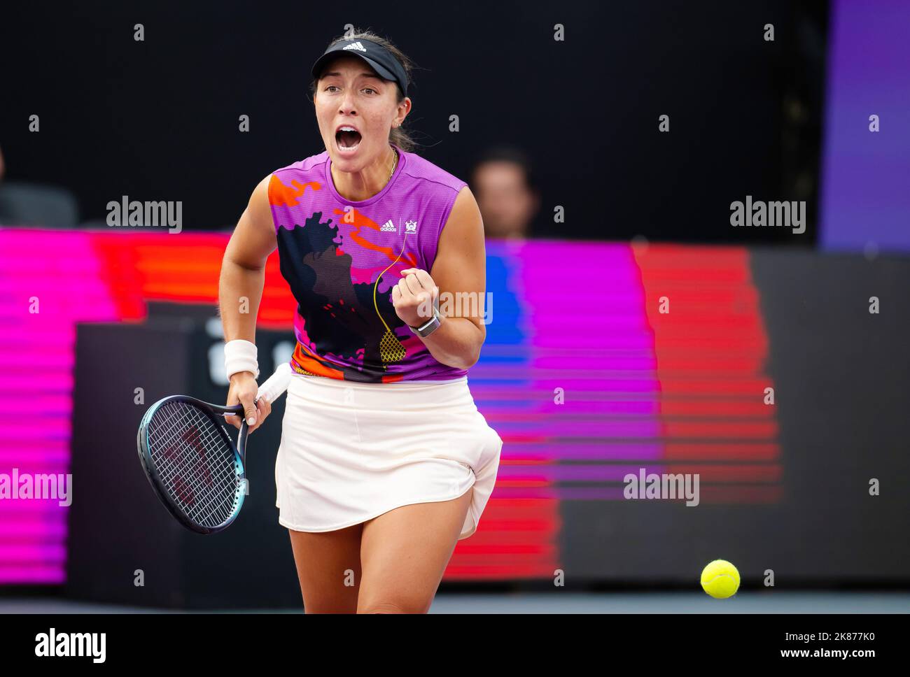 Jessica Pegula of the United States in action against Elena Rybakina of Kazakhstan during the second round of the 2022 WTA Guadalajara Open Akron WTA 1000 tennis tournament on October 19, 2022 in Guadalajara, Mexico - Photo: Rob Prange/DPPI/LiveMedia Stock Photo