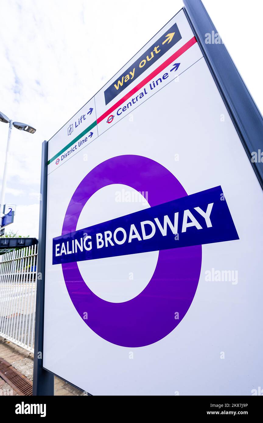 Ealing Broadway Elizabeth Line Station Stock Photo Alamy