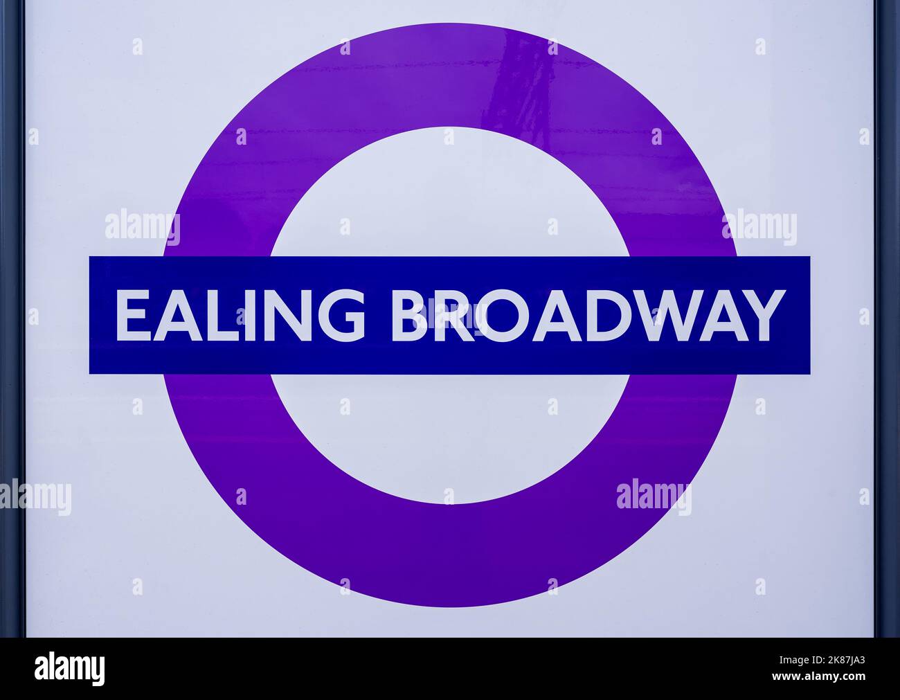 Ealing Broadway - Elizabeth Line Station Stock Photo - Alamy