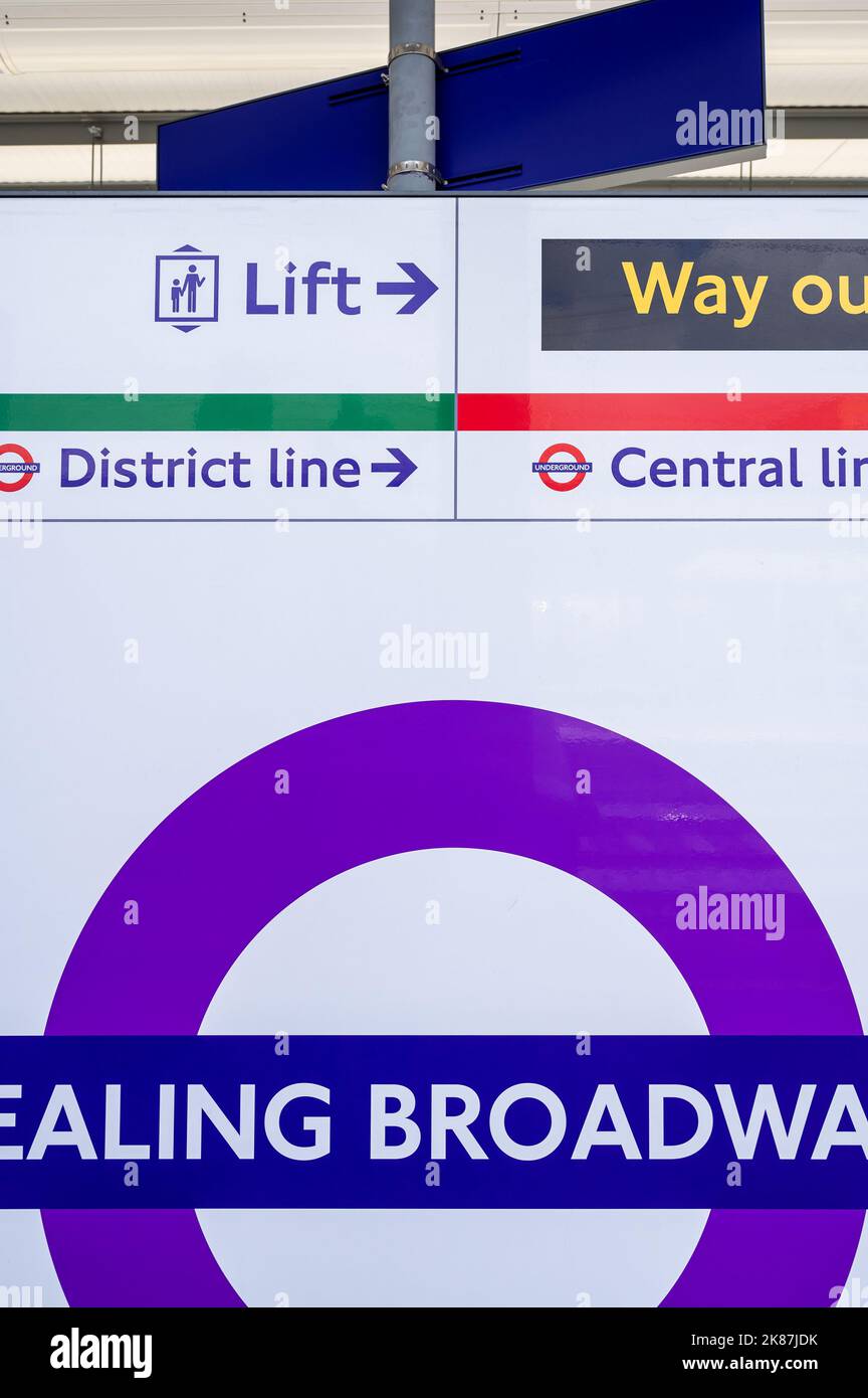 Ealing Broadway Elizabeth Line Station Stock Photo Alamy
