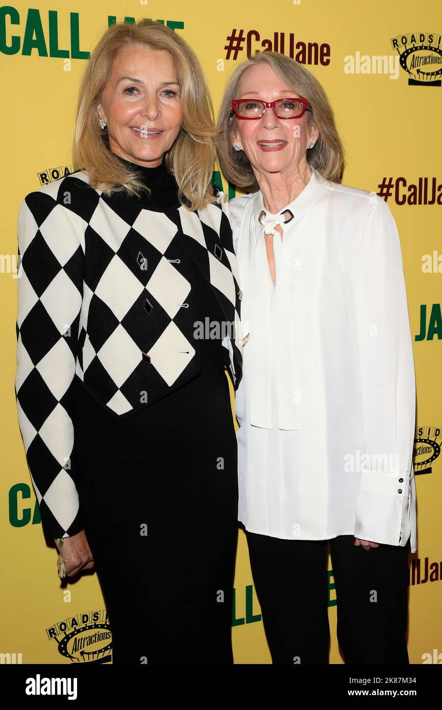 LOS ANGELES - OCT 21:  Erica Kahn, Judy Bart at the Call Jane Premiere at the Skirball Center on October 21, 2022 in Los Angeles, CA Stock Photo