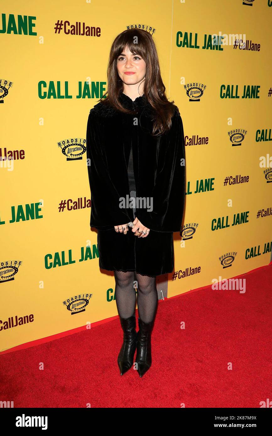 Los Angeles, CA. 20th Oct, 2022. Alison Jaye at arrivals for CALL JANE Premiere, Skirball Cultural Center, Los Angeles, CA October 20, 2022. Credit: Priscilla Grant/Everett Collection/Alamy Live News Stock Photo