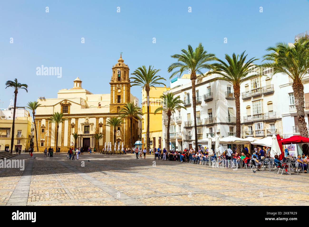 Buildings and Iglesia de Santiago Apóstol around Plaza de la Catedral (Cathedral Square) in Cadiz, Andalusia, Spain Stock Photo