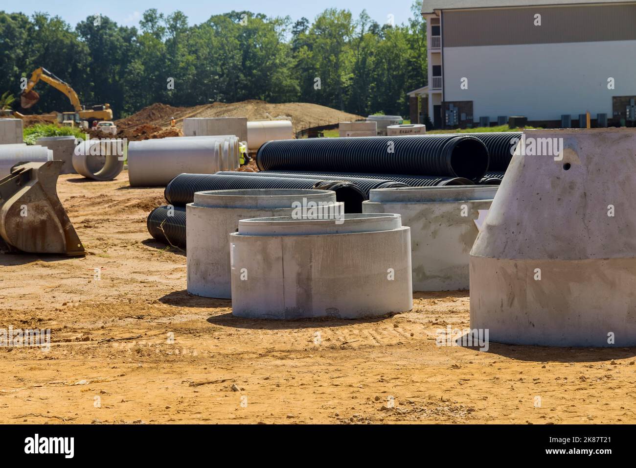 Large section cement sewage concrete well were installed on