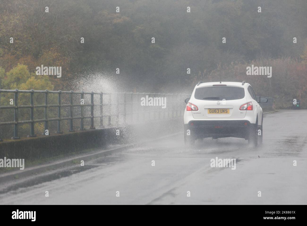 Pontsticill reservoir, South Wales, UK.  21 October '22.  UK weather: Heavy rain this afternoon.  Credit: Andrew Bartlett/Alamy Live News. Stock Photo