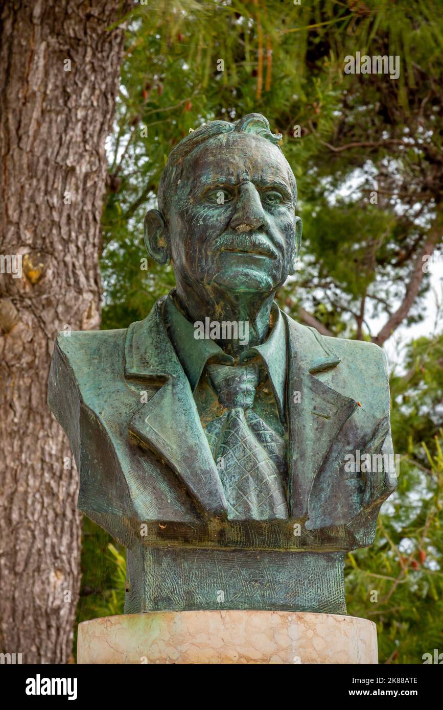 Bust of Sir Arthur Evans at the Temple of Knossos near Heraklion in