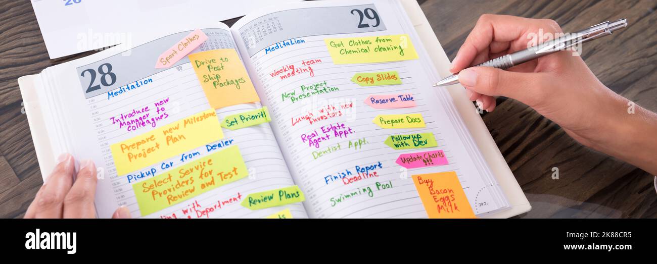 Business Agenda Calendar. Making Task Reminder List Stock Photo - Alamy