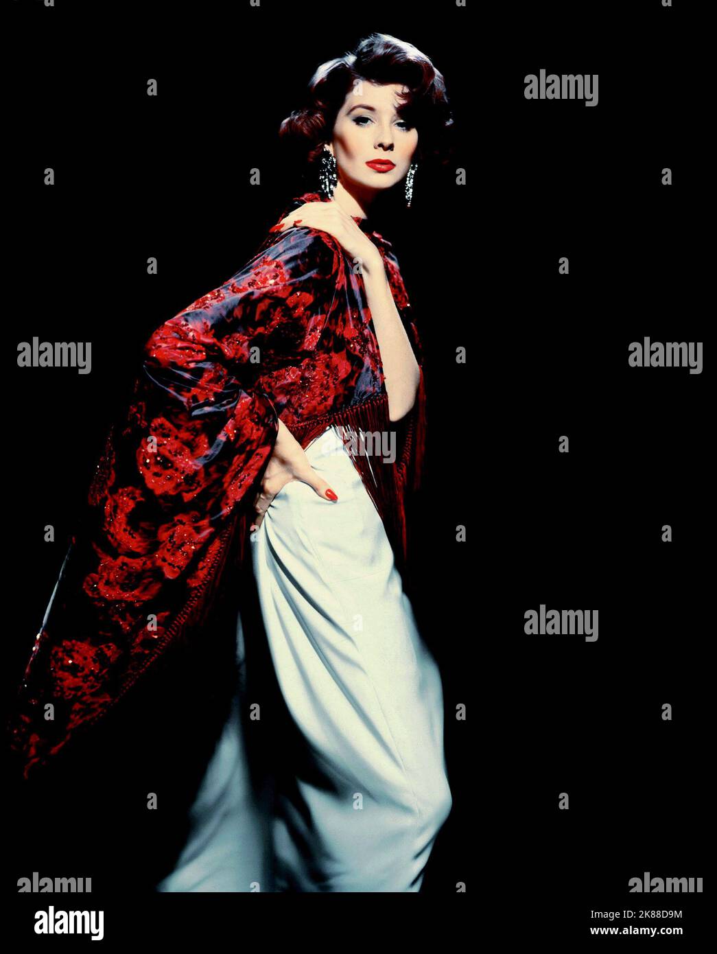 Suzy Parker  Actress   01 May 1957   **WARNING** This Photograph is for editorial use only and is the copyright of The Film Company and/or the Photographer assigned by the Film or Production Company and can only be reproduced by publications in conjunction with the promotion of the above Film. A Mandatory Credit To The Film Company is required. The Photographer should also be credited when known. No commercial use can be granted without written authority from the Film Company. Stock Photo