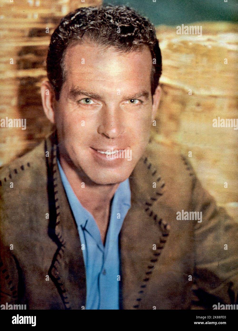 Fred MacMurray tries to stay alive in... Murder, He Says (1945), image size:1000x1390