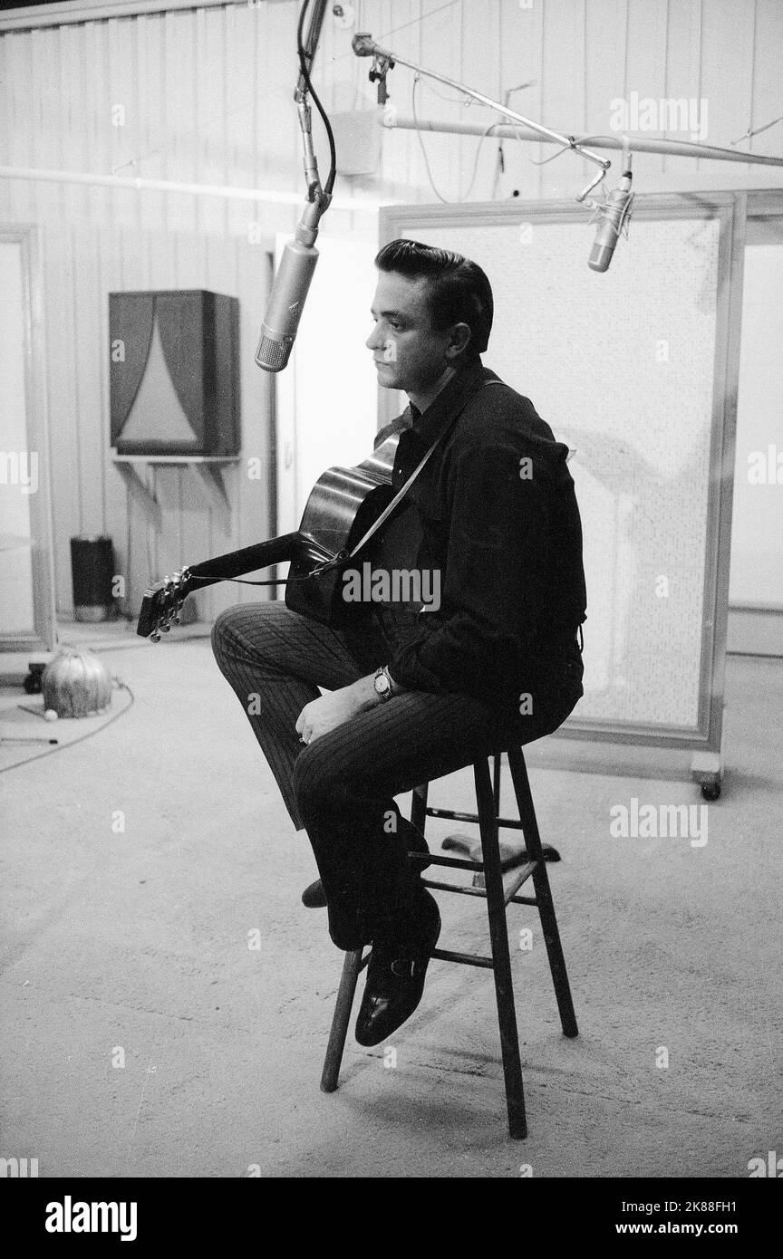 Johnny cash guitar Black and White Stock Photos & Images - Alamy
