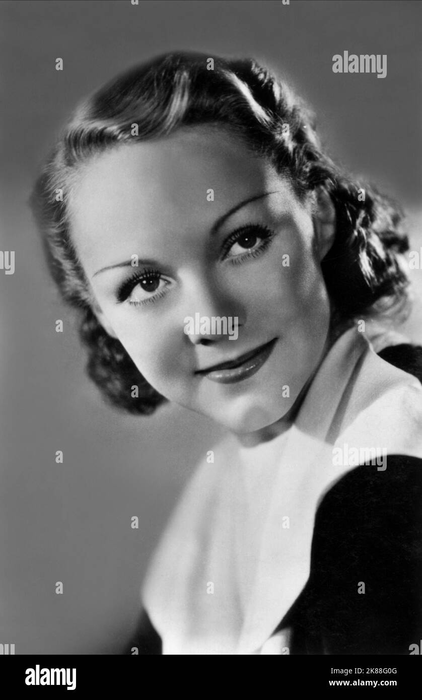 Claire Dodd Actress 01 May 1928 **WARNING** This Photograph is for ...