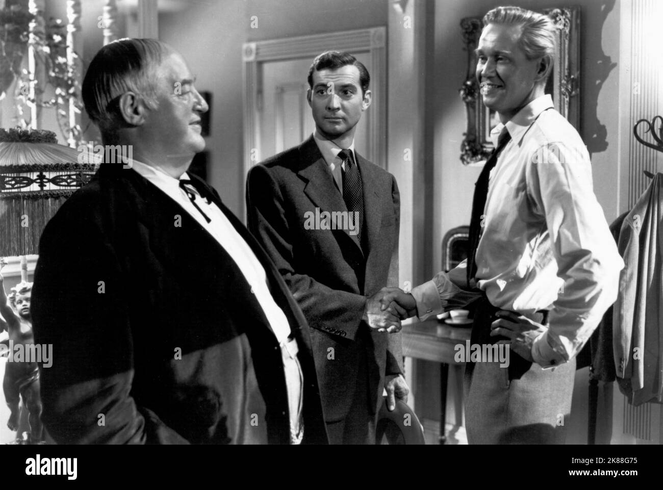 Sydney Greenstreet, Zachary Scott & David Brian  Flamingo Road   Director: Michael Curtiz 06 May 1949   **WARNING** This Photograph is for editorial use only and is the copyright of The Film Company and/or the Photographer assigned by the Film or Production Company and can only be reproduced by publications in conjunction with the promotion of the above Film. A Mandatory Credit To The Film Company is required. The Photographer should also be credited when known. No commercial use can be granted without written authority from the Film Company. Stock Photo