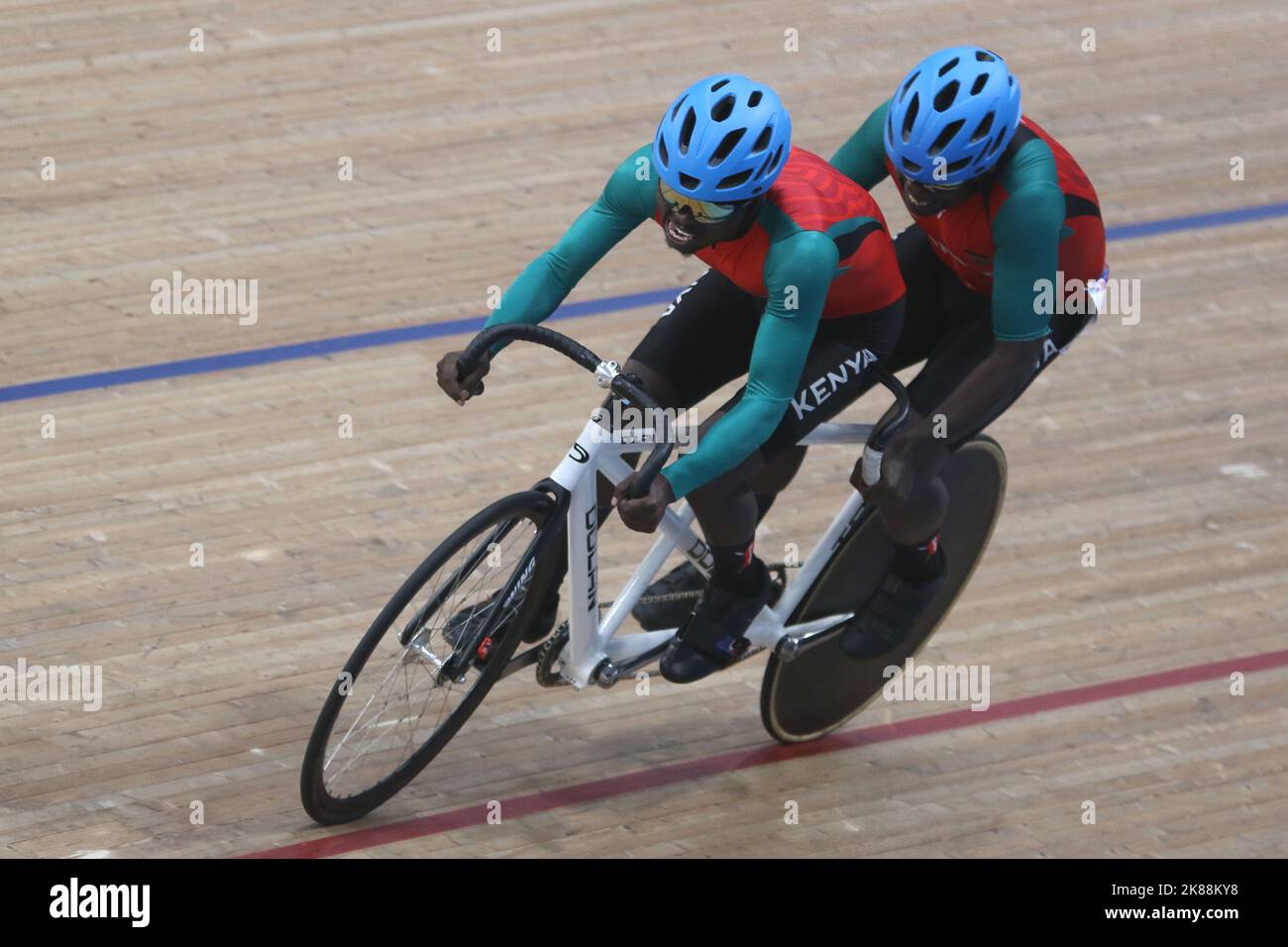 Kennedy OGADA of Kenya along with his pilot Njoki Peter Mwangi in the