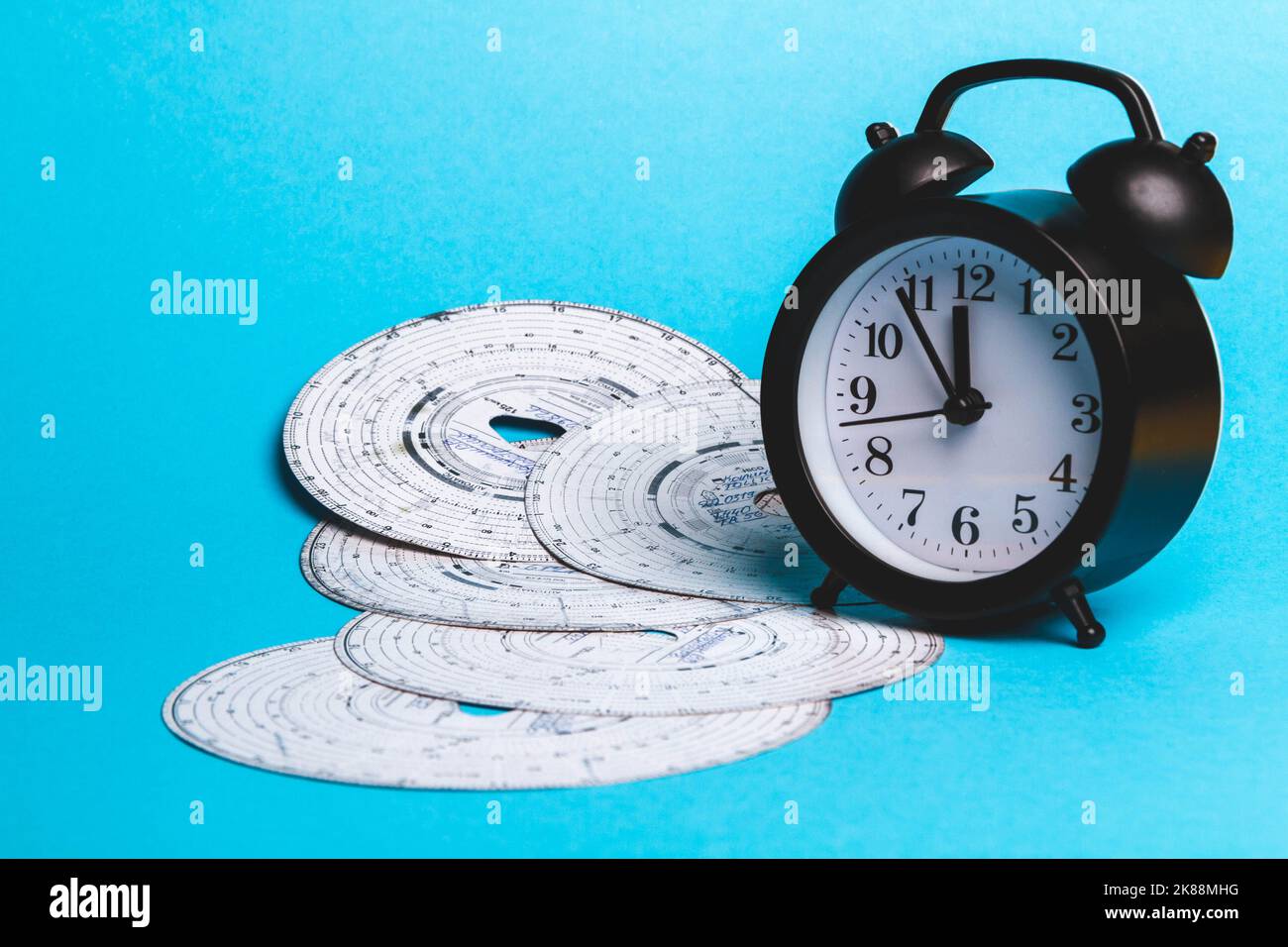 Tachograph. Driver time tracking. Analog tachograph. Fixing the