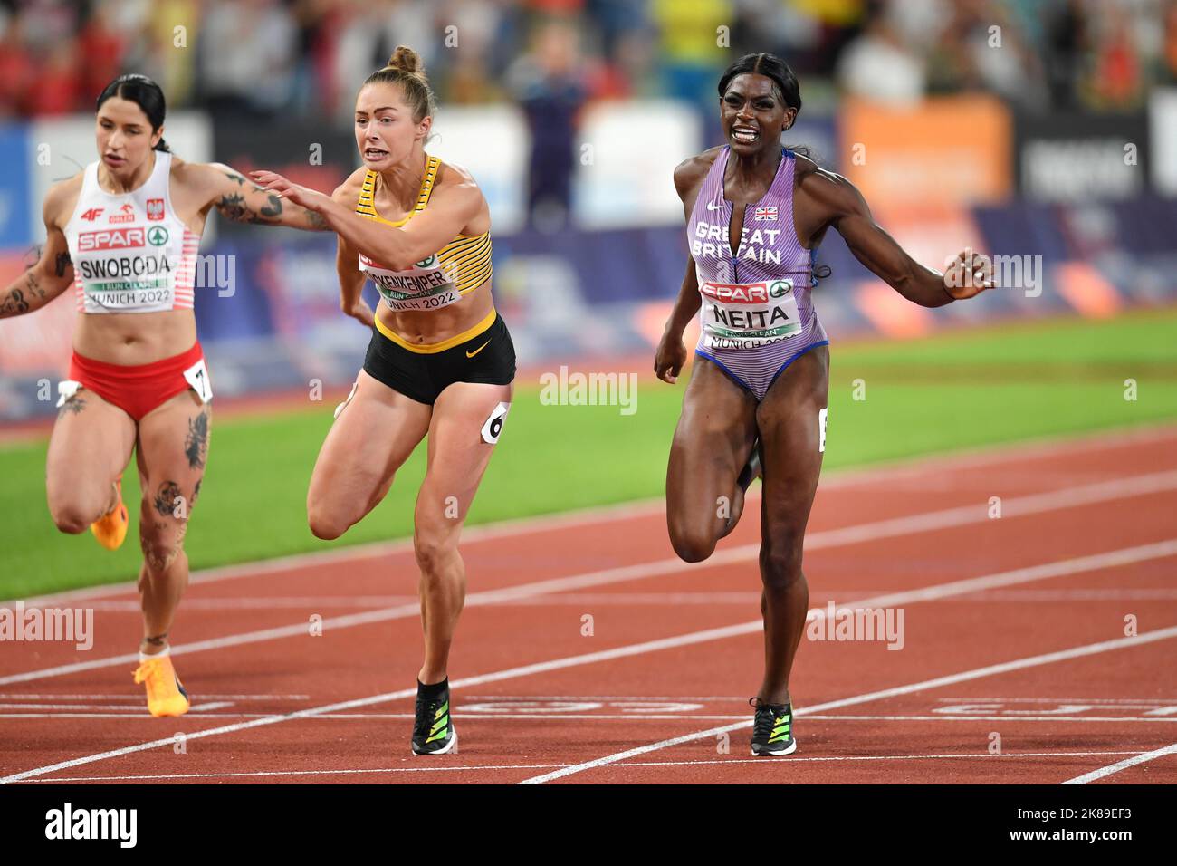 Gina Luckenkemper (Gold), Daryll Neita (Bronze), Ewa Swoboda (4th). 100m Women final. European Championships Munich 2022 Stock Photo