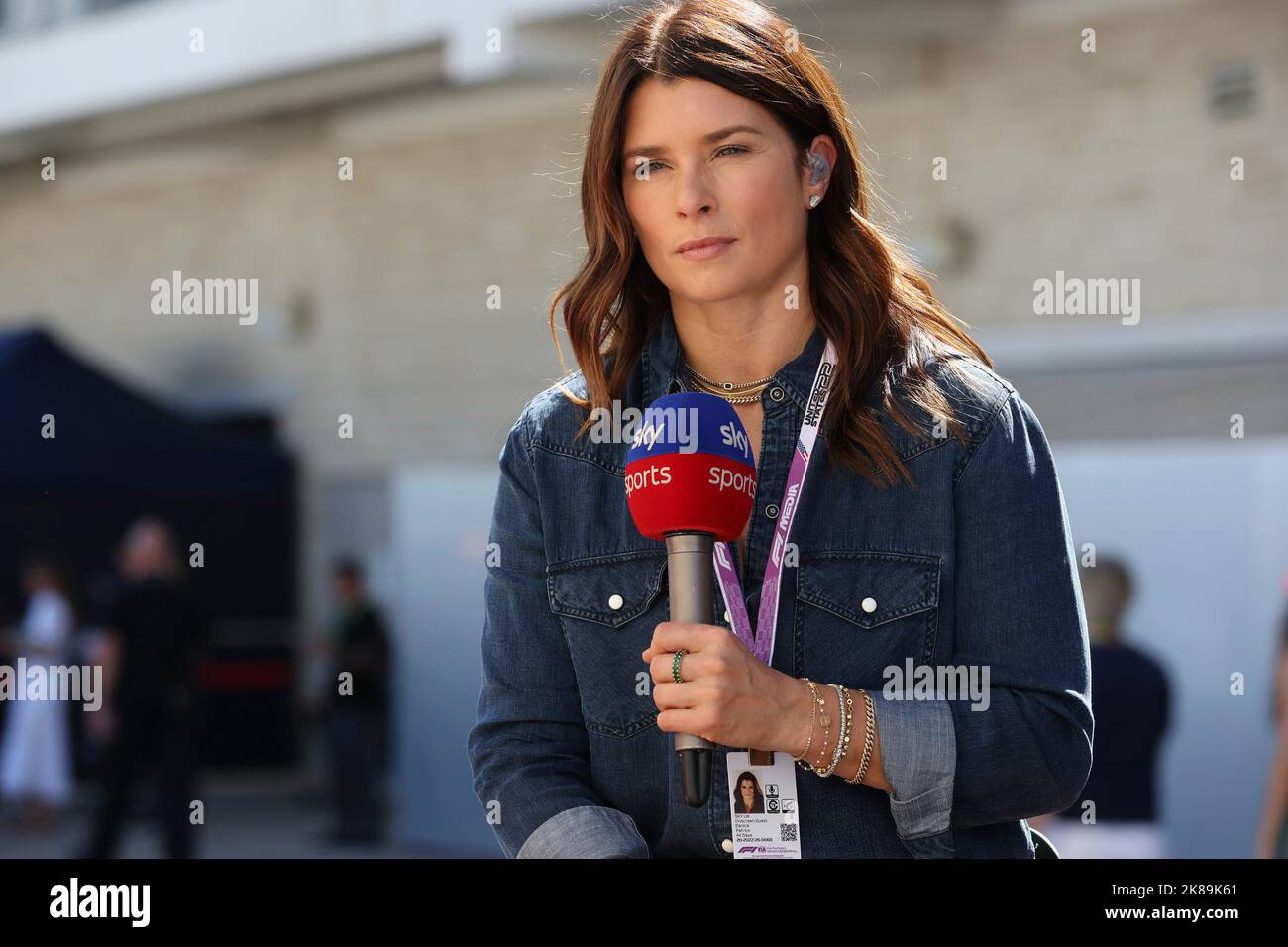 Austin, Vereinigte Staaten. 21st Oct, 2022. October 21, 2022, Circuit of The Americas, Austin, FORMULA 1 ARAMCO UNITED STATES GRAND PRIX 2022, pictured racing driver Danica Patrick Credit: dpa/Alamy Live News Stock Photo