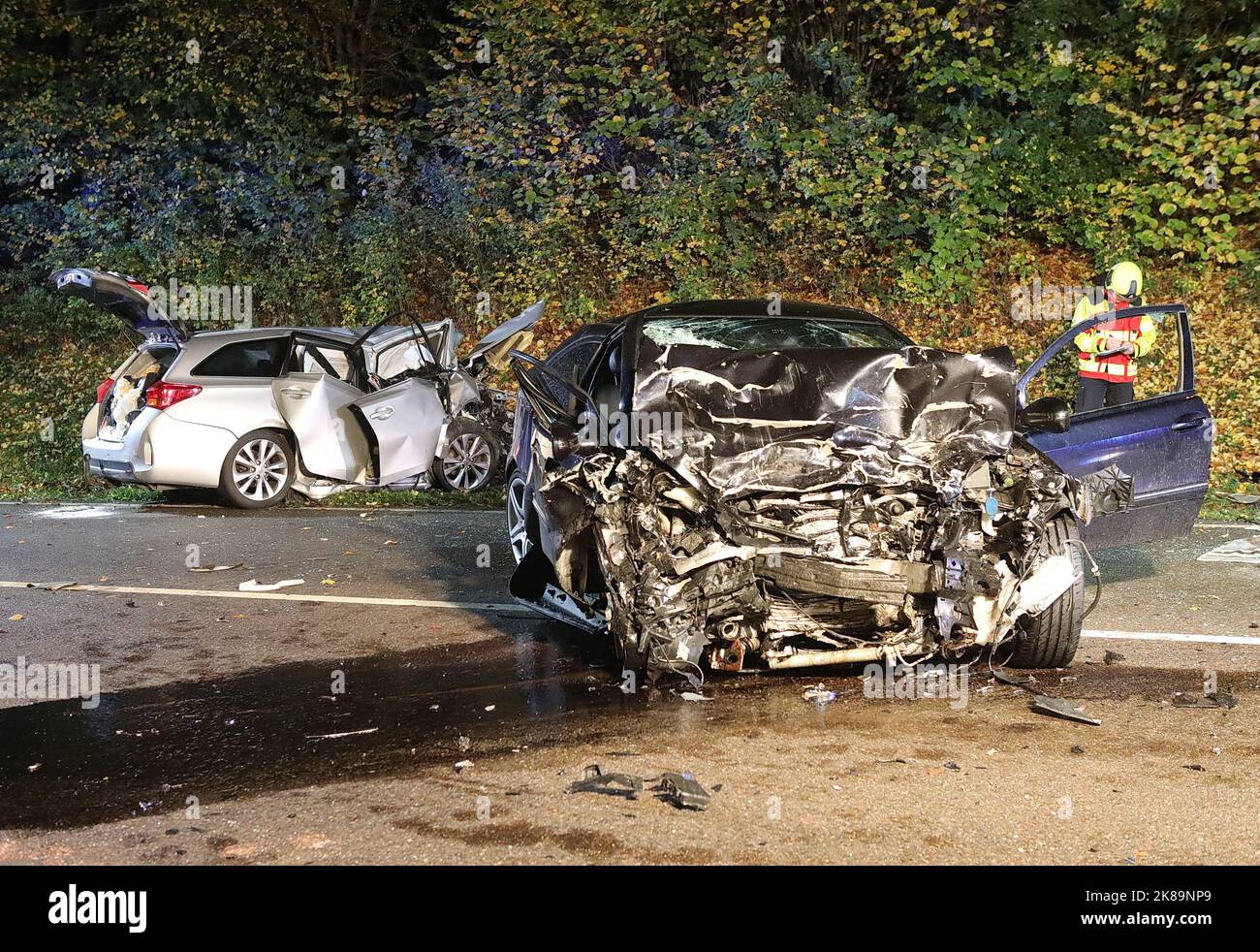 2 cars badly damaged in Richmond Rd. collision; 2nd crash reported