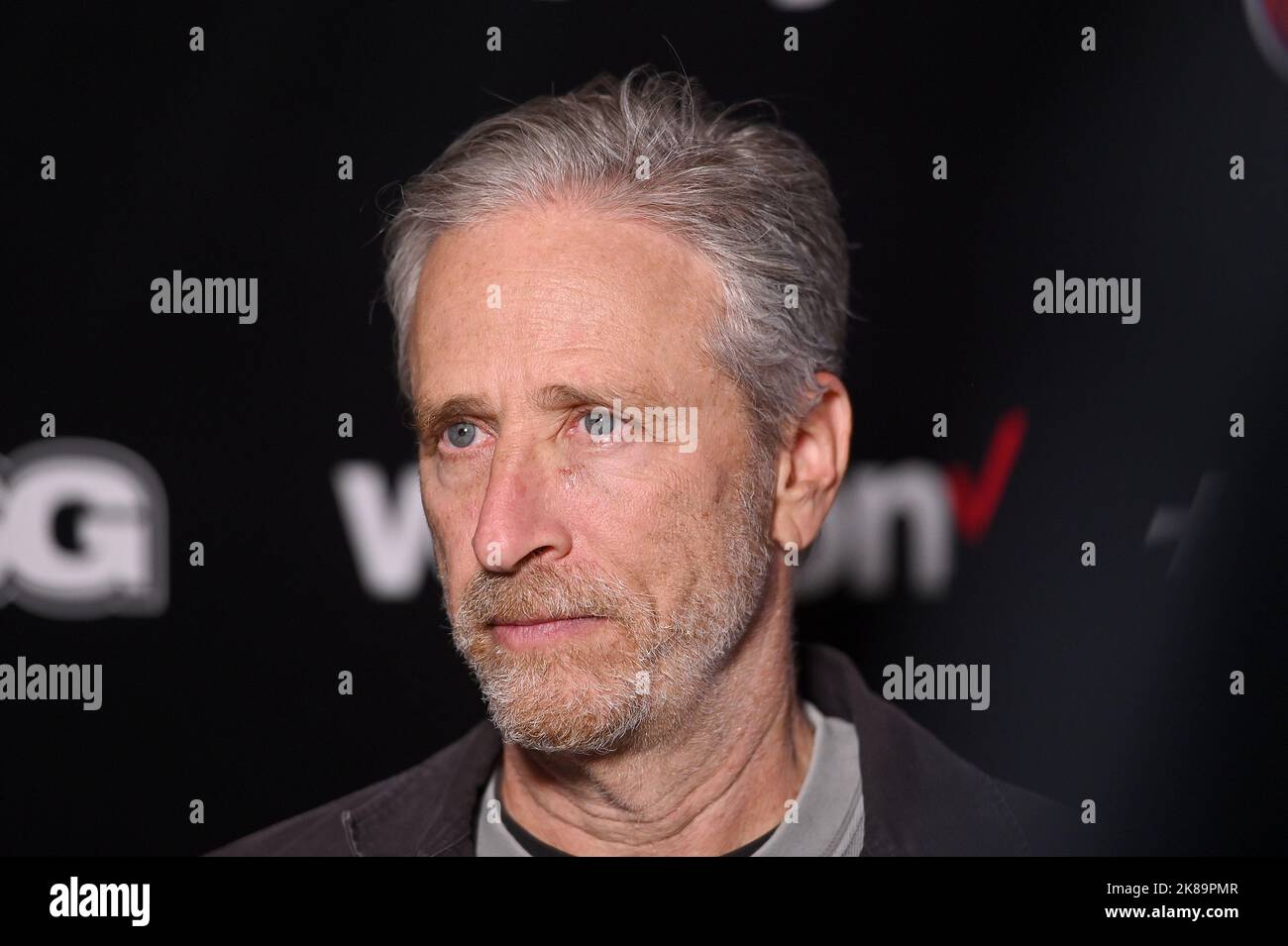 New York, USA. 21st Oct, 2022. Comedian John Stewart walks the red