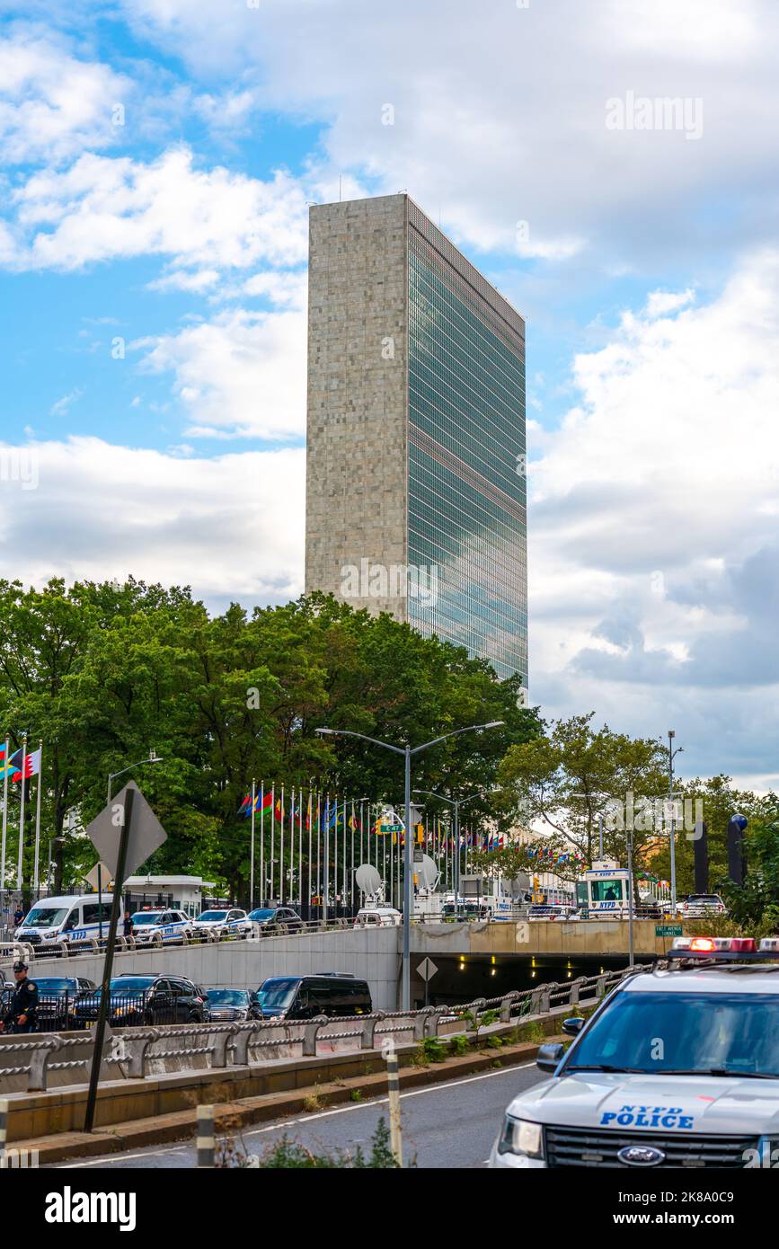 New York City, United States - September 20, 2022. The UN building on the day of the reception of delegations under police protection Stock Photo