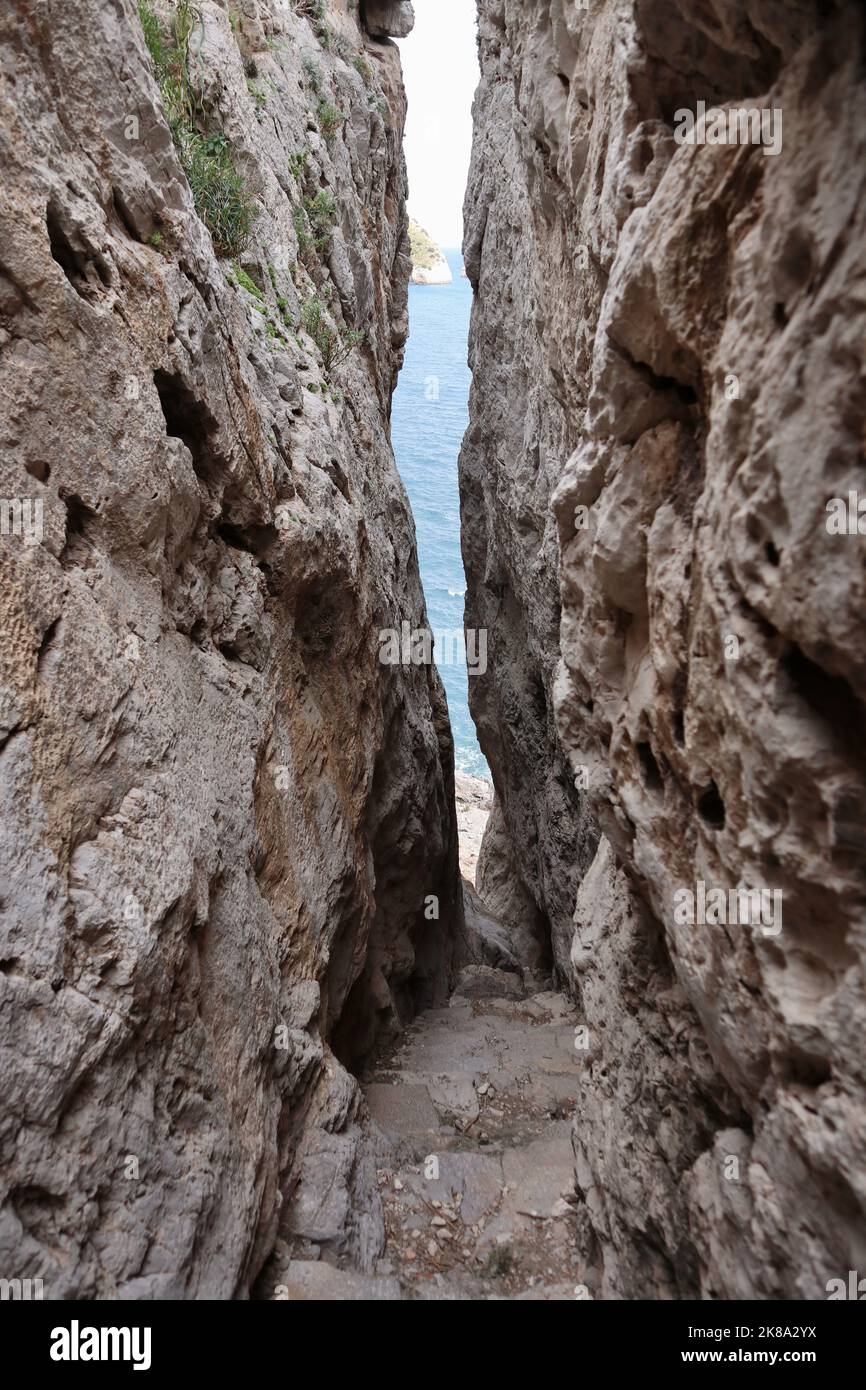 Sentiero geologico hi-res stock photography and images - Alamy