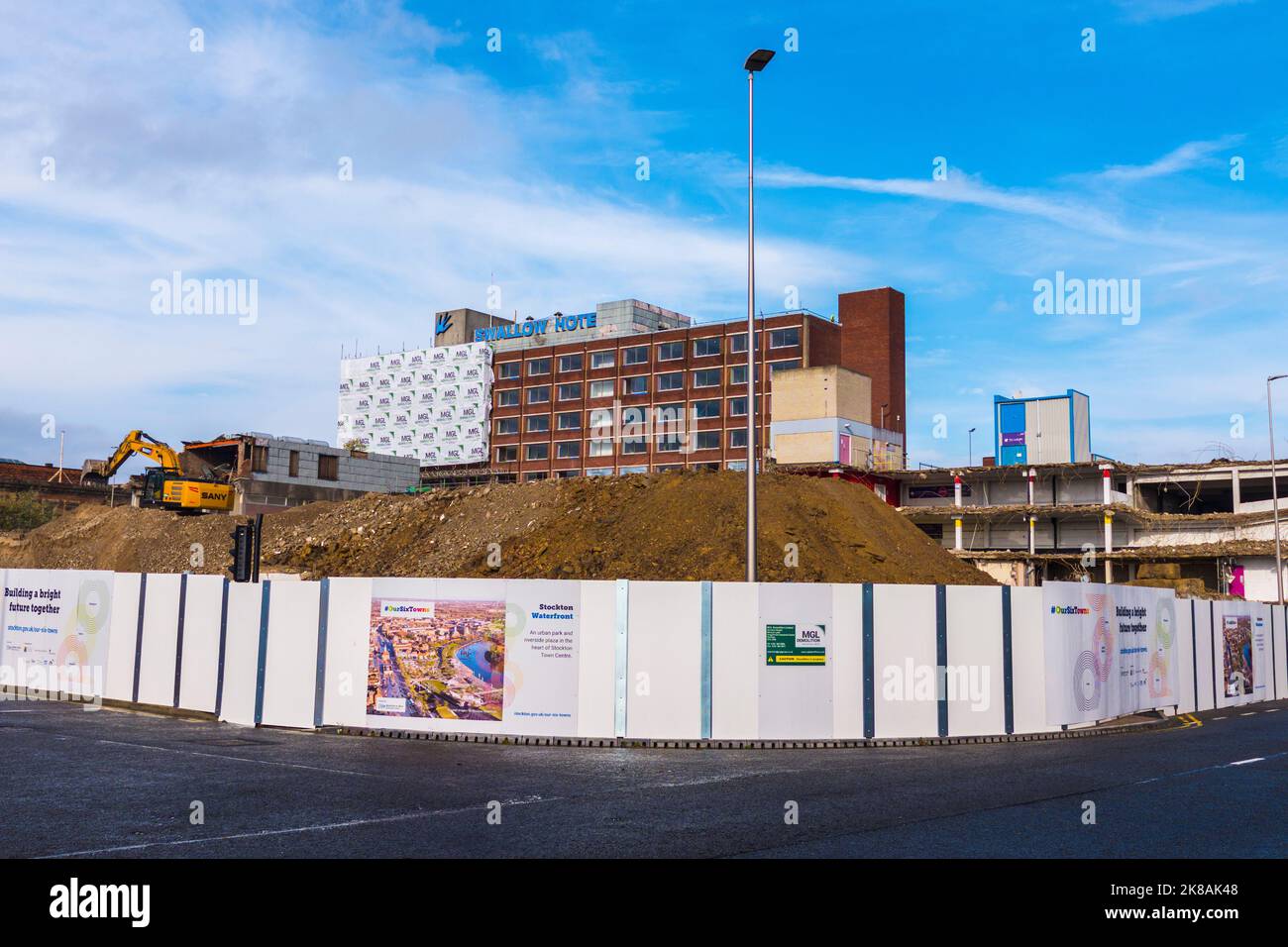 Stockton on Tees, UK. 21st October 2022. Demolition work has started on the Castlegate Centre as part of the Councils plans to open up the High Street to the riverside. David Dixon / Alamy Stock Photo