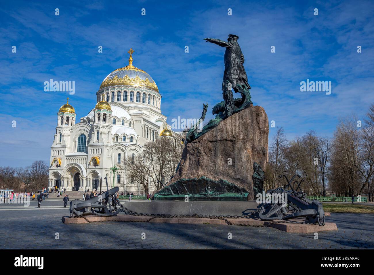 KRONSTADT, RUSSIA - MAY 01, 2022: Monument to Russian Admiral Makarov and St. Nicholas Cathedral. Kronstadt Stock Photo
