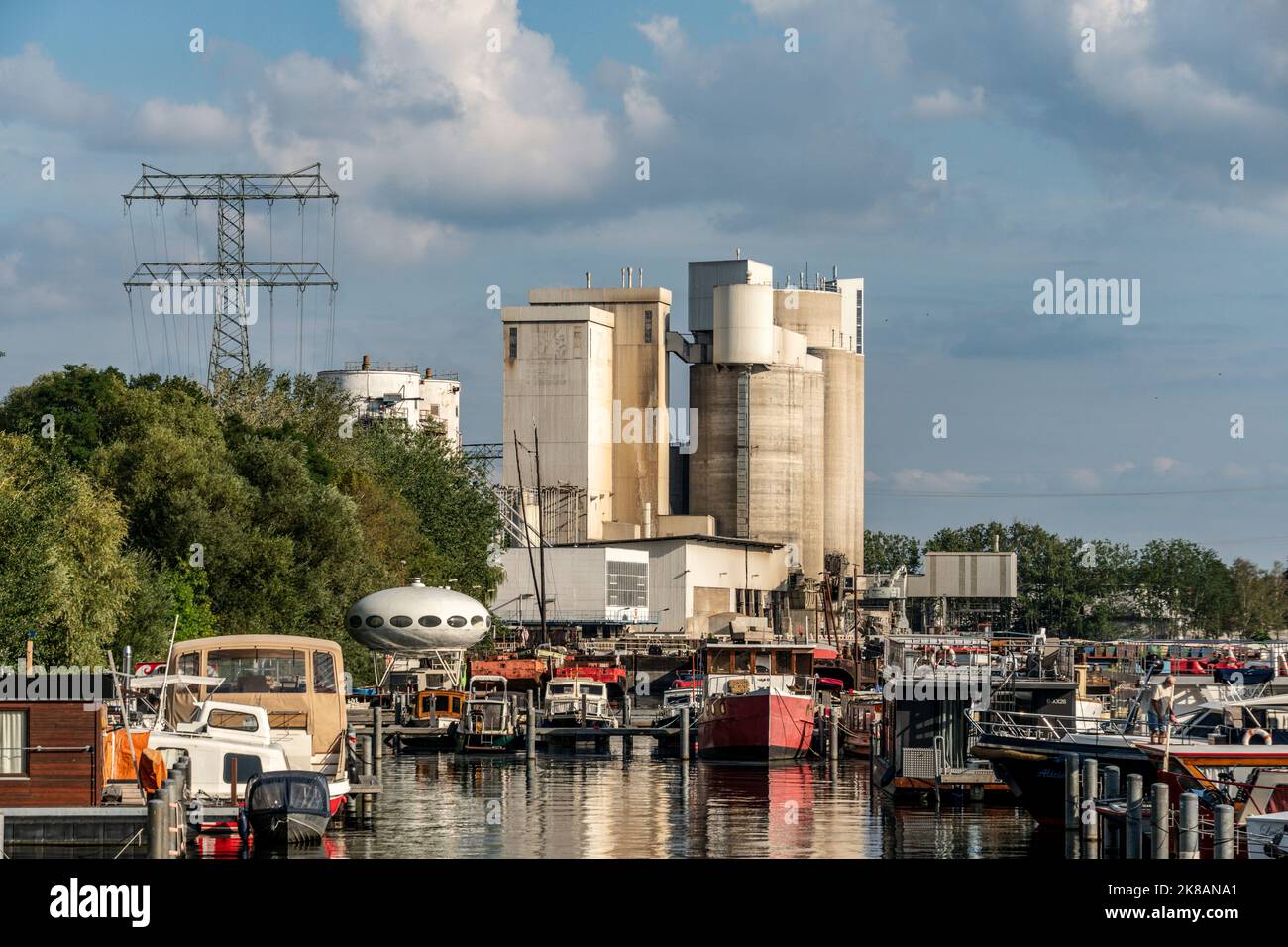 Berlin Rummelburg,  Futoro 13, ehemaliges Beschallungsstudio aus DDR-Zeiten. Heizkraftwerk Klingenberg, Vattenfall Wärme Berlin AG, Stock Photo