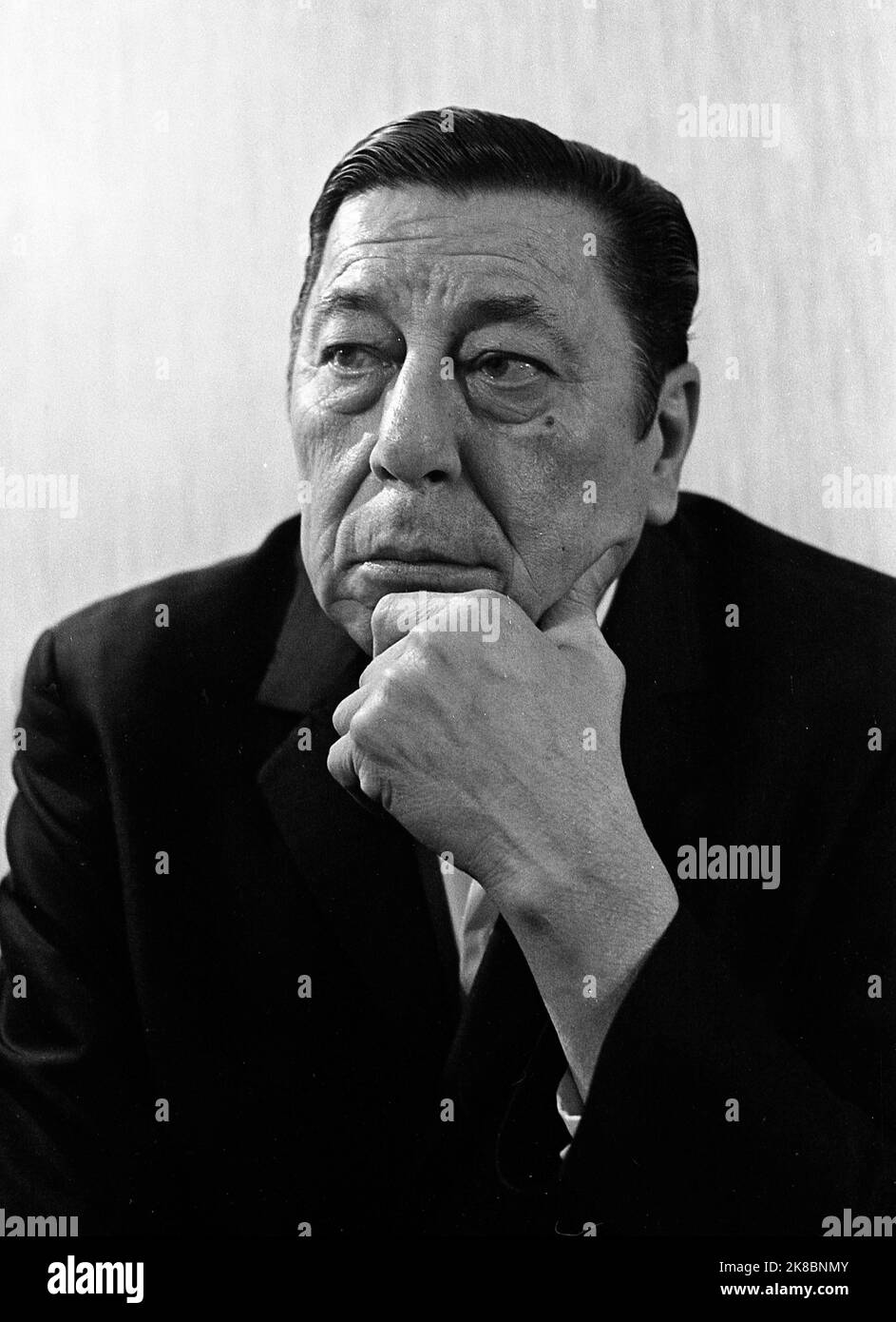 Atahualpa Yupanqui, Argentine folklore singer, author, guitarrist and