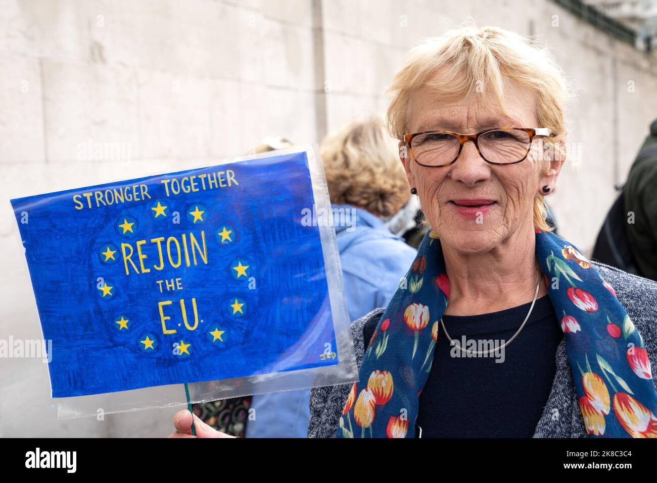 London, UK. 22nd October 2022. National Rejoin March supporters gather in  Park Lane before marching through central London in support of rejoining the EU. Credit: Stephen Bell/Alamy Live News Stock Photo