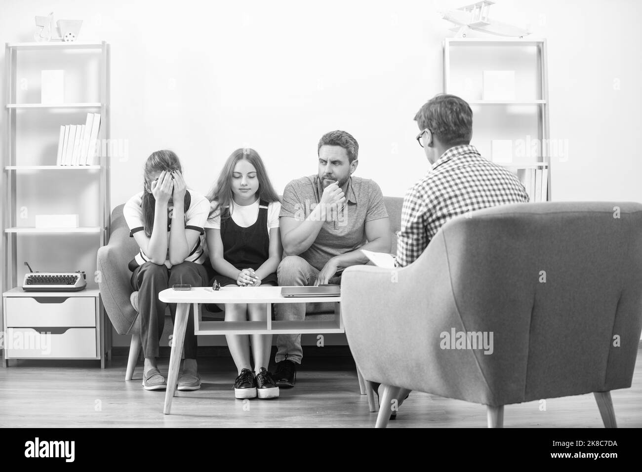 Parents meeting teacher Black and White Stock Photos & Images Alamy