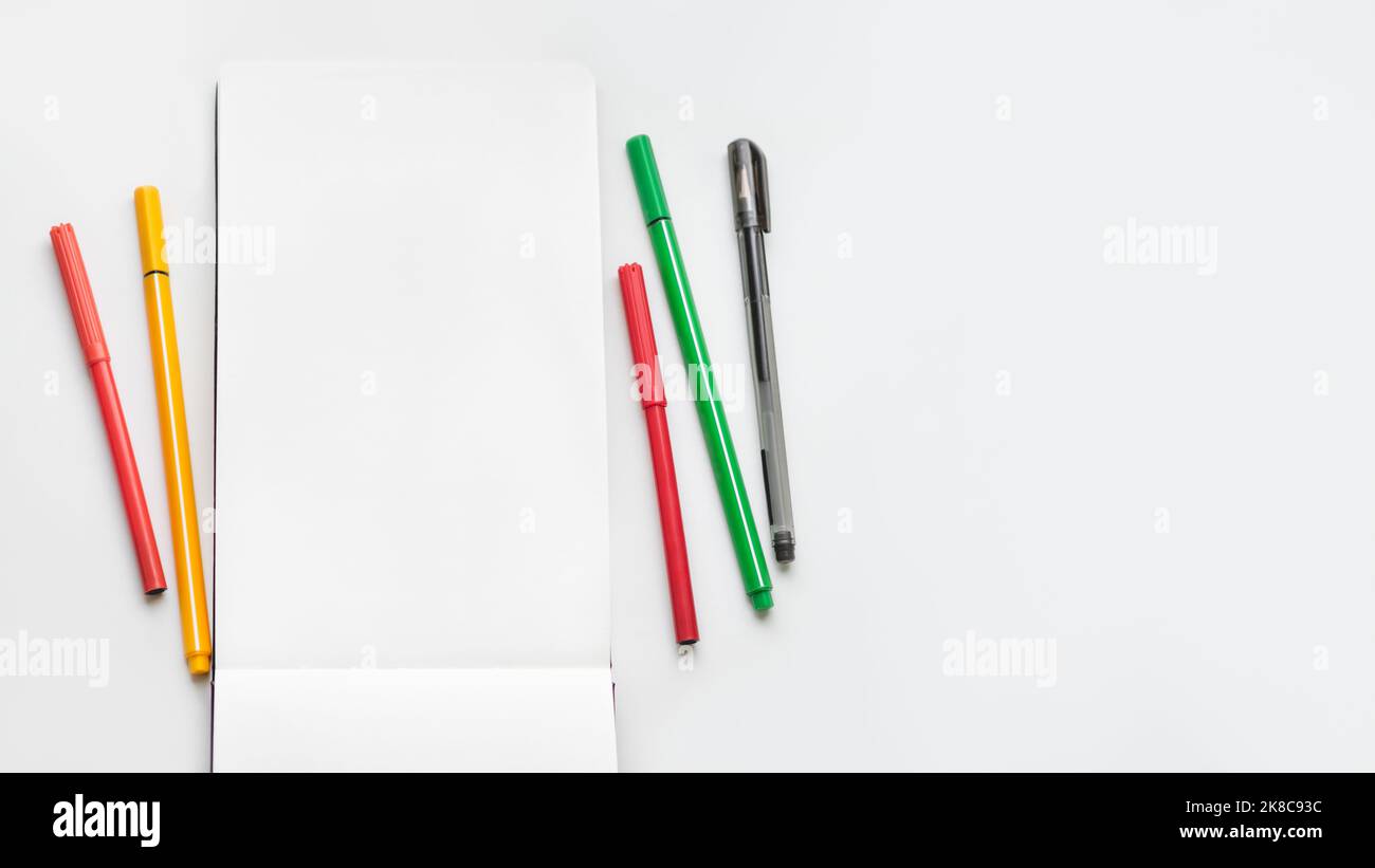 Blank sheet paper markers on hi-res stock photography and images - Alamy