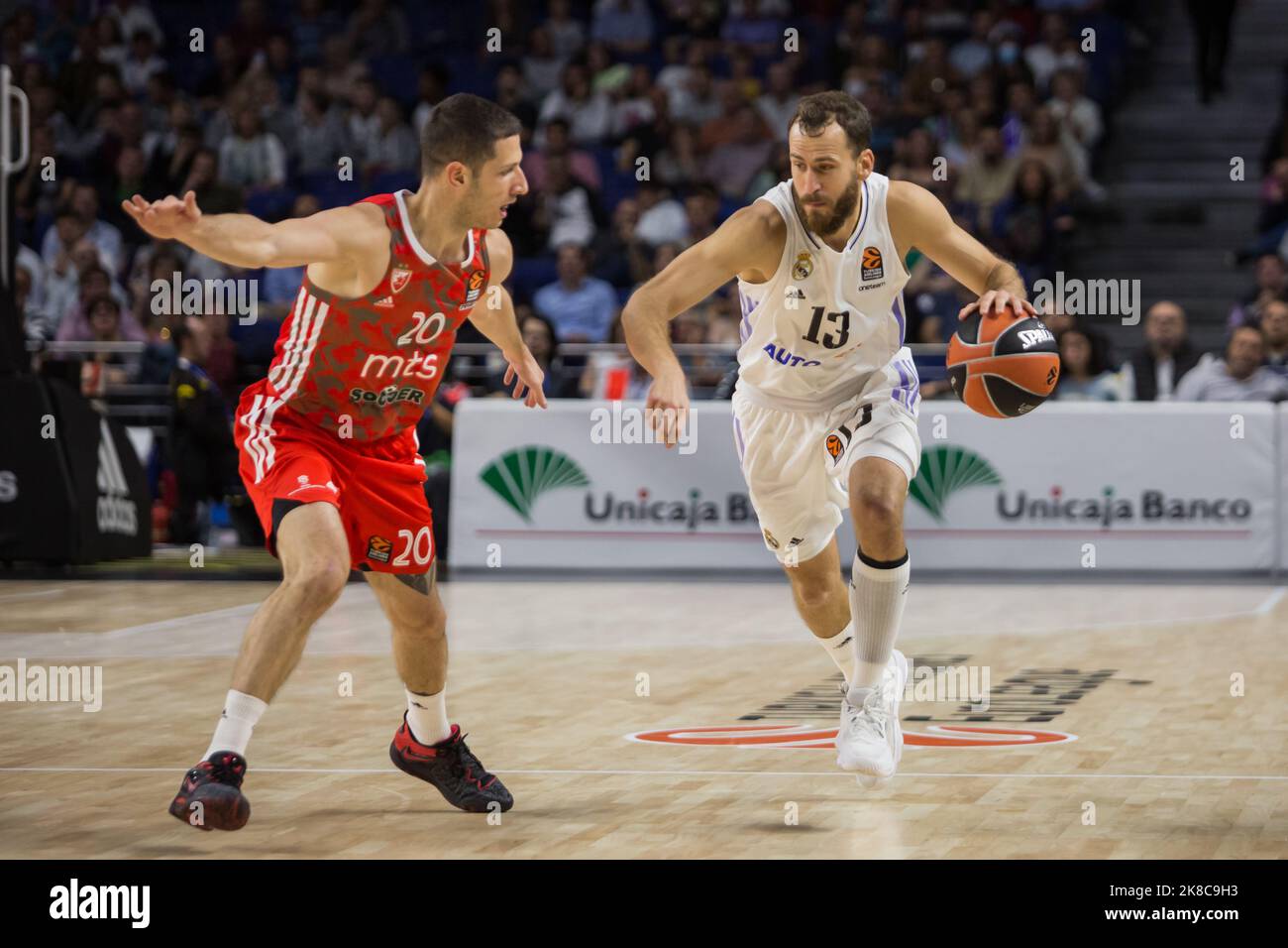 Madrid, Madrid, Spain. 21st Oct, 2022. Nikola Ivanovic (L) and Sergio RodrÃ-guez (R).during Real Madrid victory over Crvena Zvezda mts Belgrade 72 - 56 in Turkish Airlines Euroleague regular season game (round 4) celebrated at WiZink Center in Madrid (Spain). October 21st 2022. (Credit Image: © Juan Carlos GarcÃ-A Mate/Pacific Press via ZUMA Press Wire) Stock Photo
