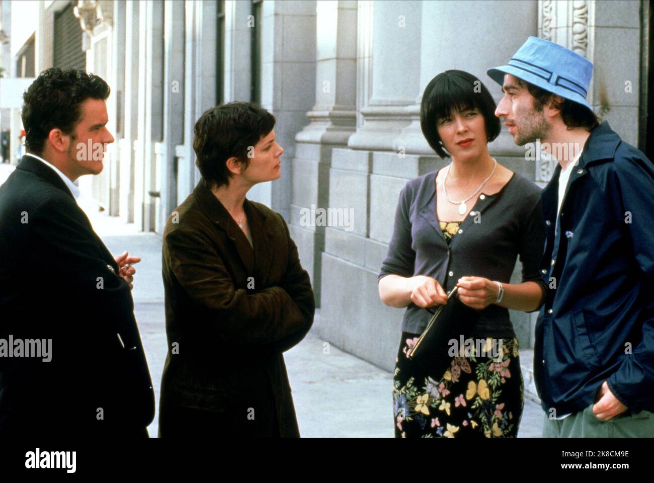 Balthazar Getty, Stacy Edwards, Olivia Williams & Daniel London Film: Four Dogs Playing Poker (2000) Characters: Julian, Holly, Audrey, Kevin  Director: Paul Rachman 06 June 2000   **WARNING** This Photograph is for editorial use only and is the copyright of HALF MOON ENTERTAINMENT and/or the Photographer assigned by the Film or Production Company and can only be reproduced by publications in conjunction with the promotion of the above Film. A Mandatory Credit To HALF MOON ENTERTAINMENT is required. The Photographer should also be credited when known. No commercial use can be granted without w Stock Photo