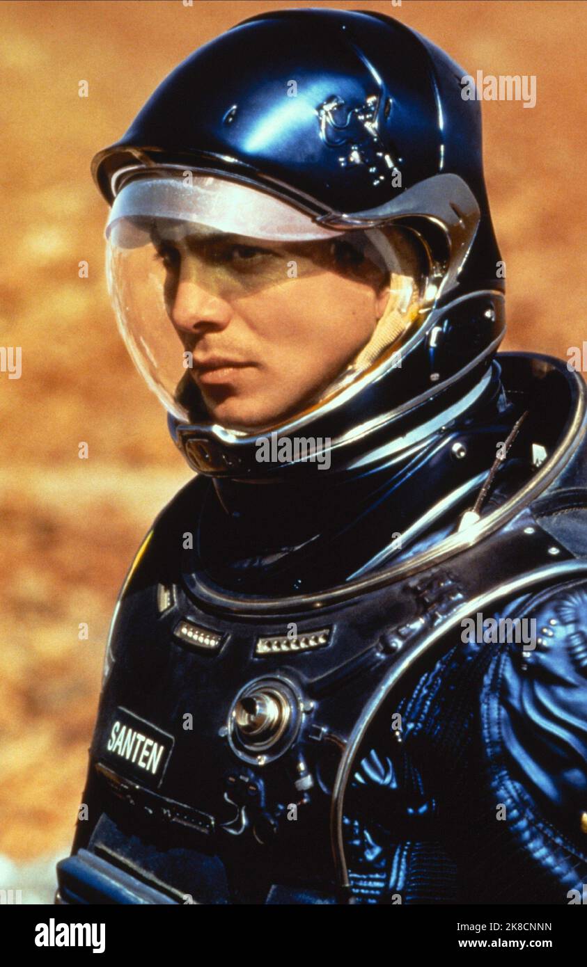 Benjamin Bratt Film: Red Planet (USA/AUS 2000) Characters: Lt. Ted Santen  Director: Antony Hoffman 06 November 2000   **WARNING** This Photograph is for editorial use only and is the copyright of WARNER BROS. and/or the Photographer assigned by the Film or Production Company and can only be reproduced by publications in conjunction with the promotion of the above Film. A Mandatory Credit To WARNER BROS. is required. The Photographer should also be credited when known. No commercial use can be granted without written authority from the Film Company. Stock Photo