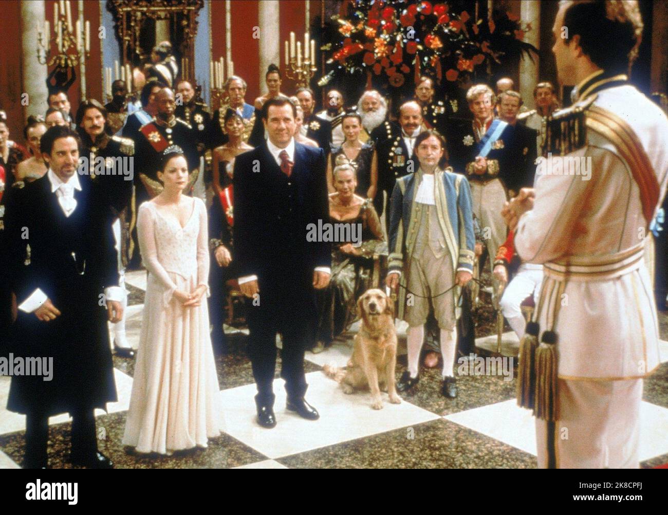 Scott Cohen, Kimberly Williams-Paisley, John Larroquette & Daniel Lapaine Film: The 10th Kingdom (TV-Miniserie) Characters: WOLF, VIRGINIA LEWIS, TONY LEWIS, PRINCE WENDELL  Usa/Uk/De 2000, Director: David Carson & Herbert Wise 27 February 2000   **WARNING** This Photograph is for editorial use only and is the copyright of HALLMARK ENTERTAINMENTNBC and/or the Photographer assigned by the Film or Production Company and can only be reproduced by publications in conjunction with the promotion of the above Film. A Mandatory Credit To HALLMARK ENTERTAINMENTNBC is required. The Photographer should Stock Photo