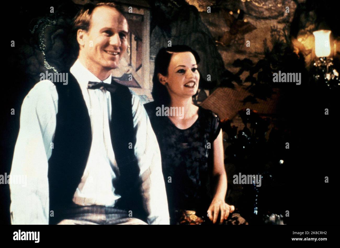 William Hurt & Samantha Mathis Film The Simian Line (2000)